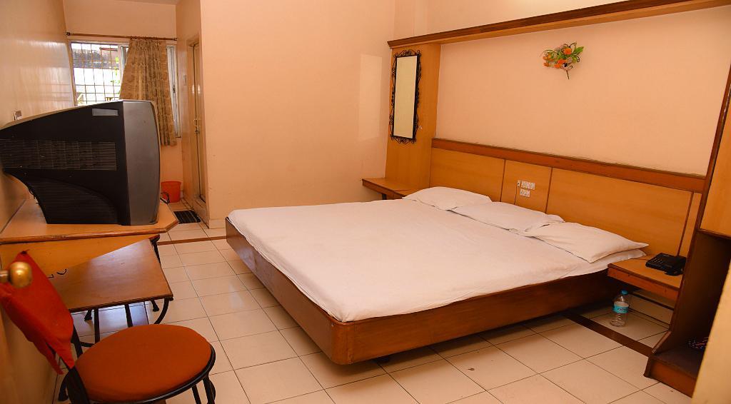 Hotel Vishnu Residency Visakhapatnam Exterior foto